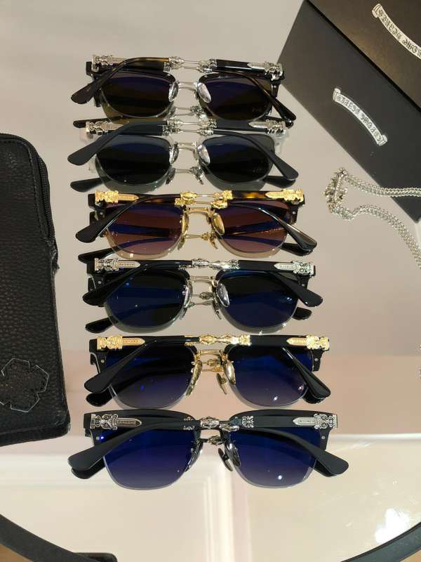 Picture of Chrome Hearts Sunglasses _SKUfw52082706fw